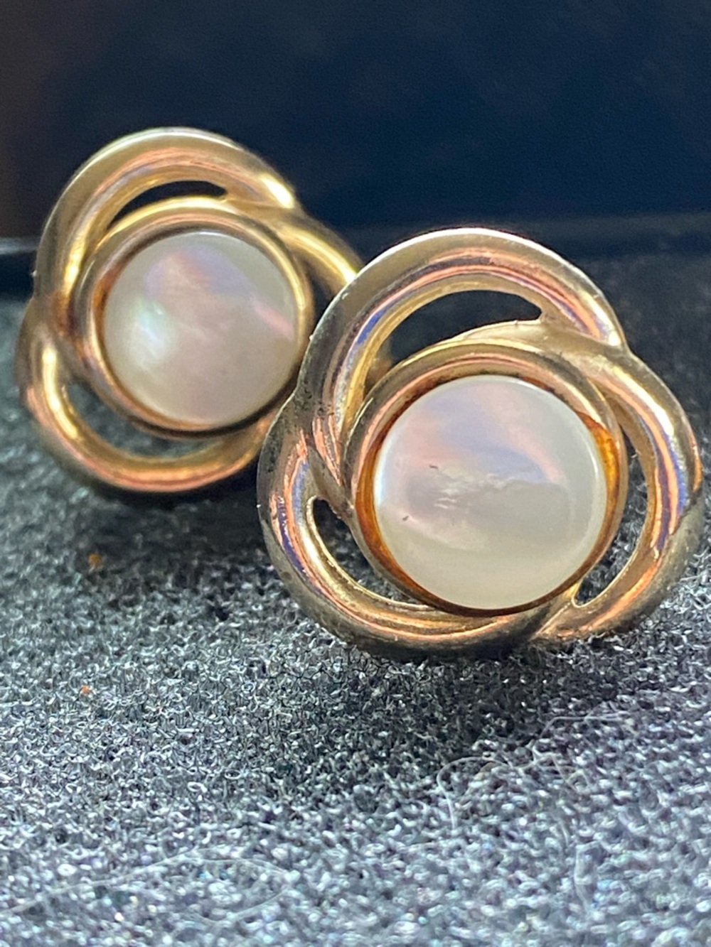 Vintage Gold and White Mother-of-Pearl Love Knot Cuff Links